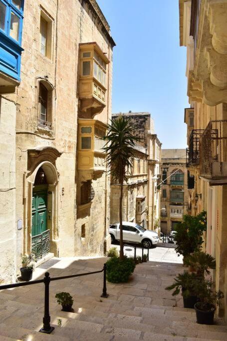 City Centre Pied-A-Terre Near Food Market And Walking Distance To Bus Terminus La Valeta Exterior foto